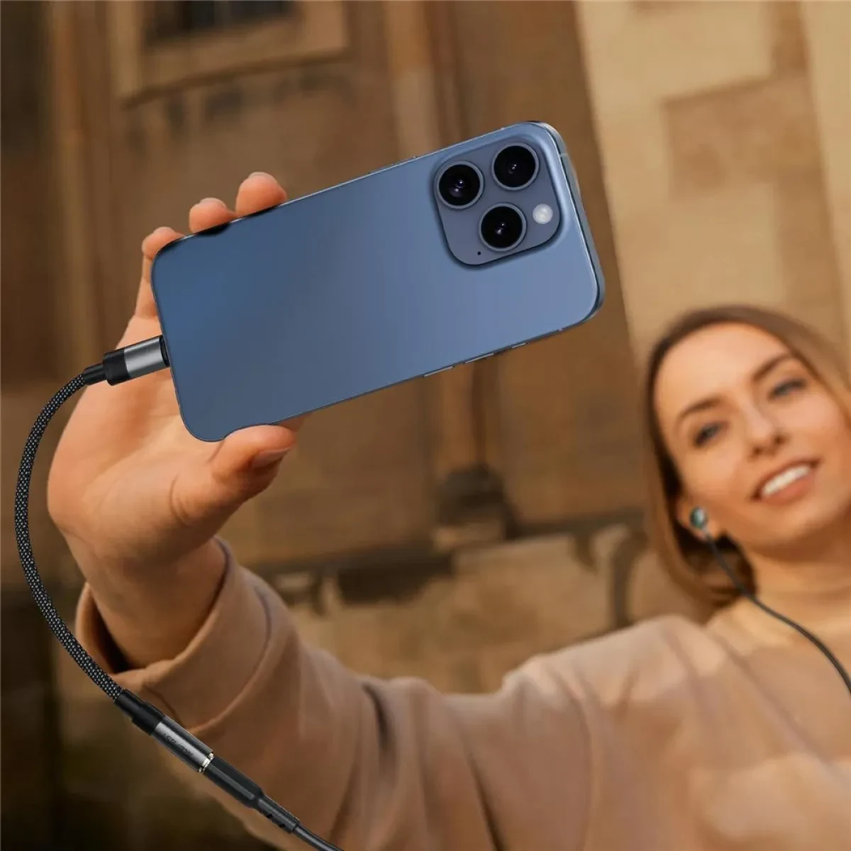 ADAPTADOR USB-C A AUXILIAR 3.5MM (J12)1
