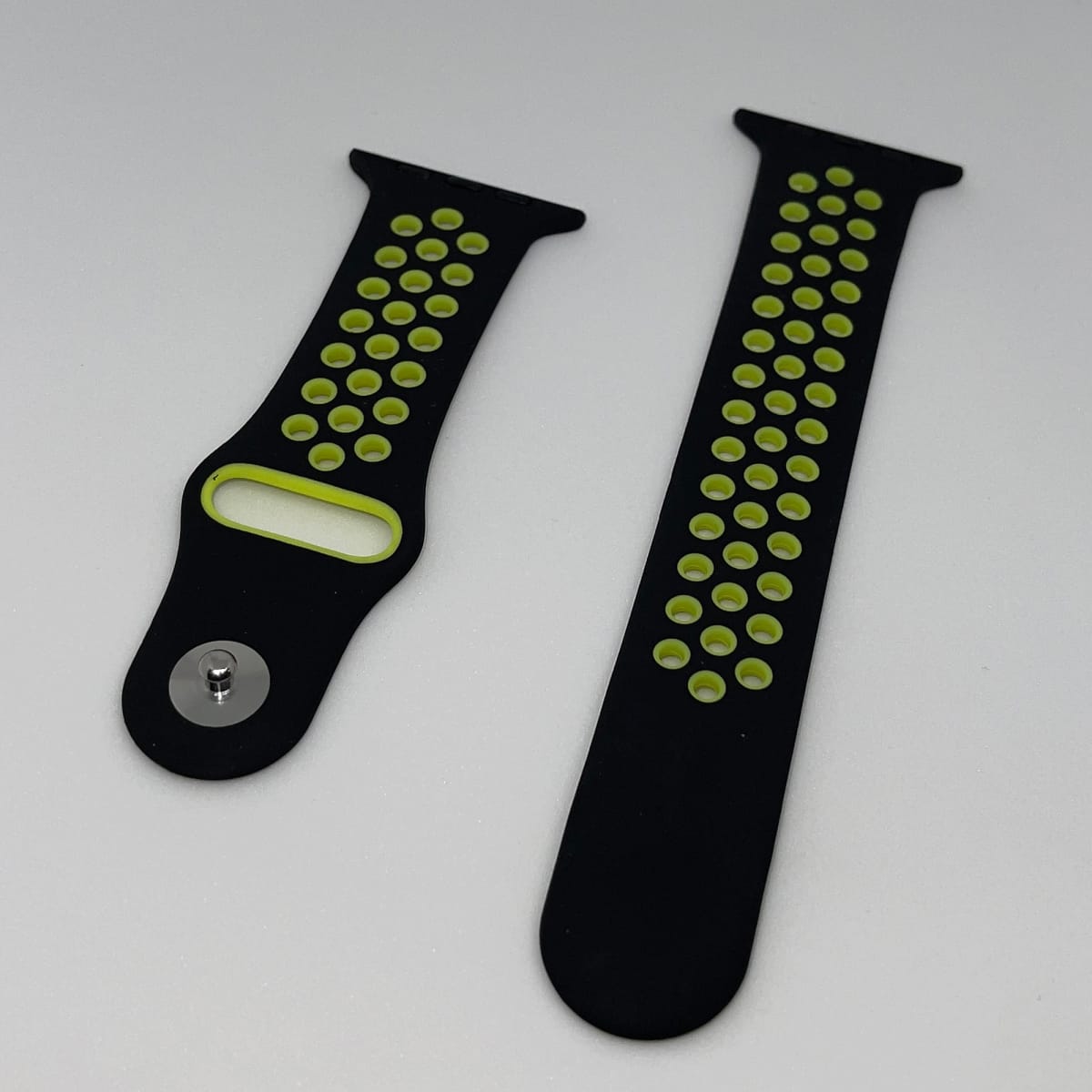 CORREA DEPORTIVA SILICONA  38-40-41MM NEGRA Y VERDE1