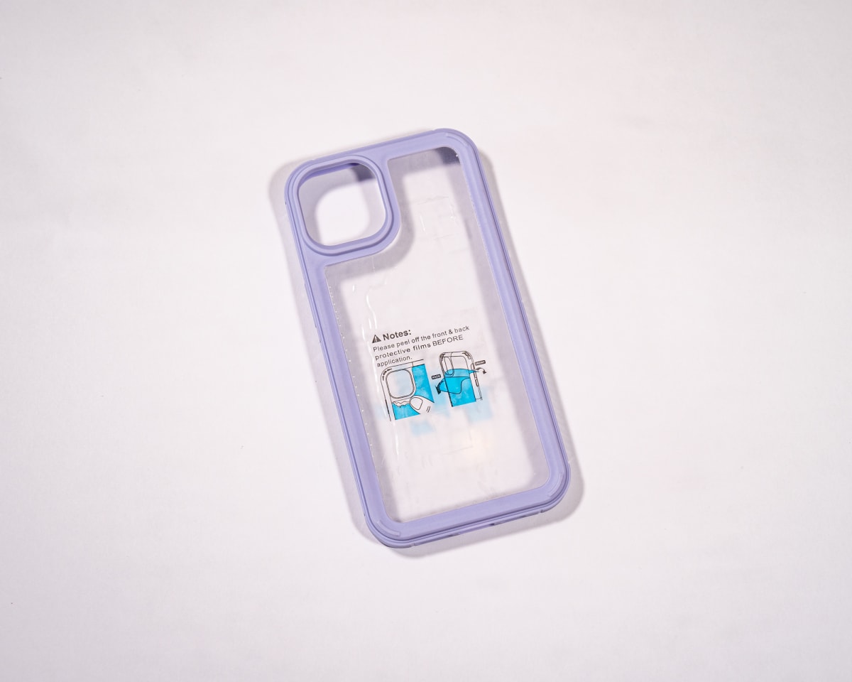 TRANSPARENTE + BORDE COLOR REFORZADA LILA IPHONE 142