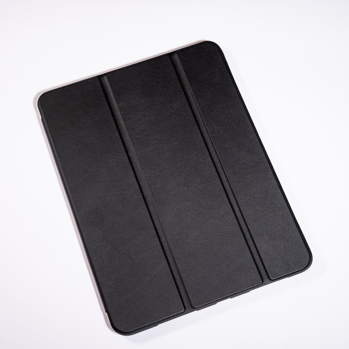 MAGNETICA CON TAPA DE CUERO NEGRO IPAD 11´´ PRO DE 1RA/2DA/3RA GENERACION3