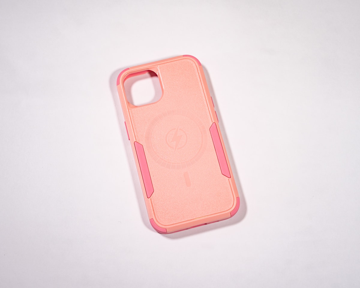 ANTIGOLPES 2 MAGSAFE ALTA PROTECCION ROSADO IPHONE 147