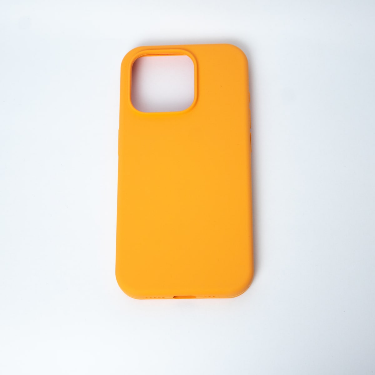 CARCASA DE SILICONA CON MAGSAFE IPHONE 15 PRO MAX NARANJO1