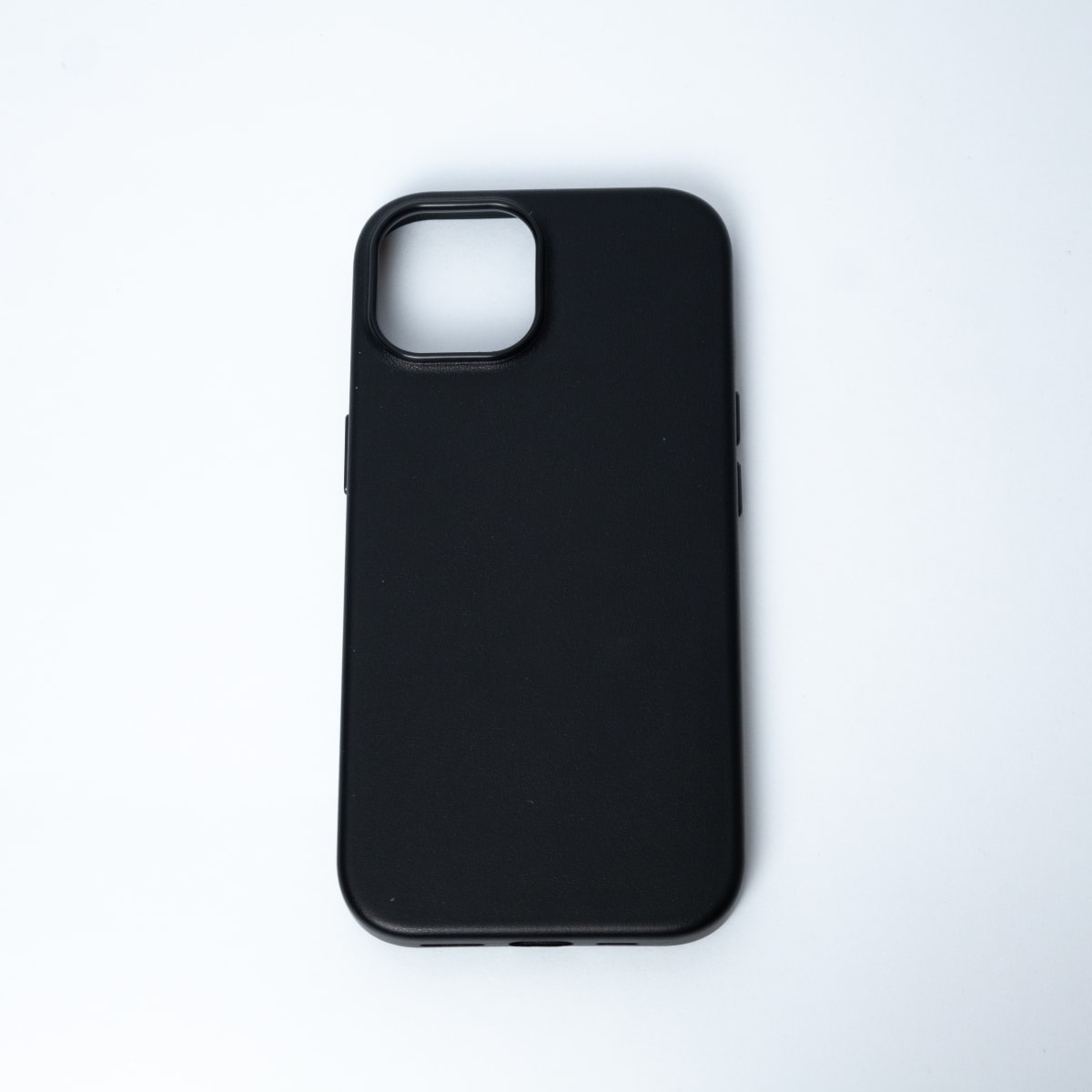 CARCASA CUERO MAGSAFE IPHONE 15 NEGRO1
