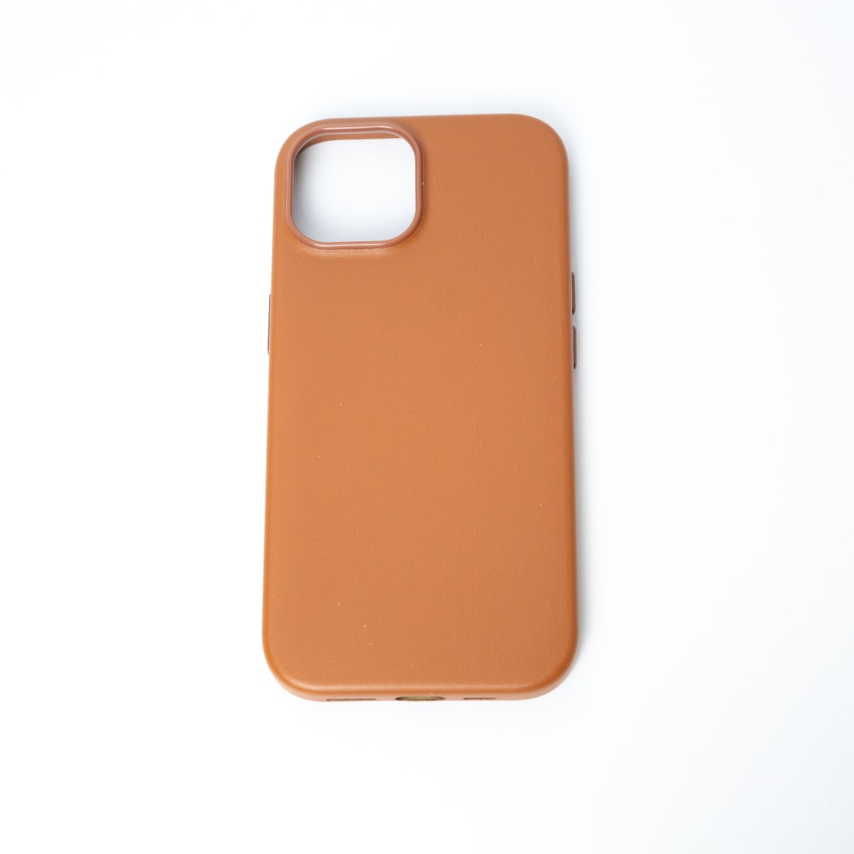 CARCASA CUERO MAGSAFE IPHONE 15 CAFÉ1