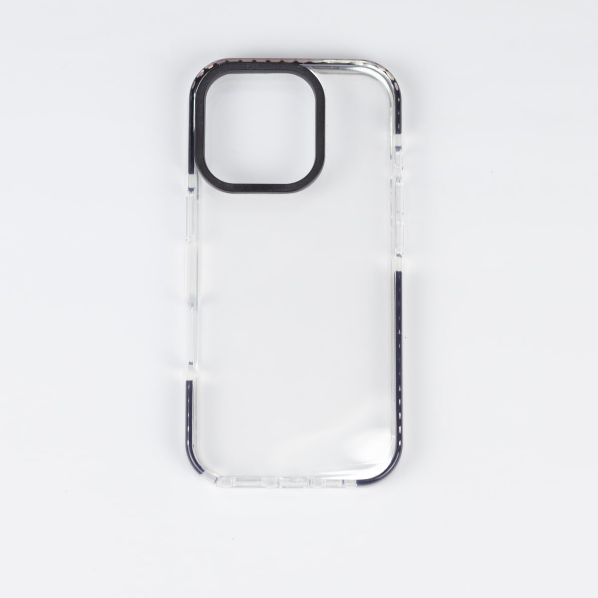 TIPO TECH 21 TRANSPARENTE BORDE NEGRO IPHONE 16 PRO1