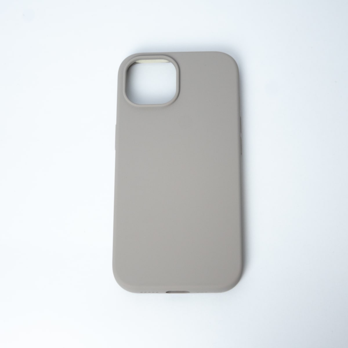CARCASA DE SILICONA CON MAGSAFE IPHONE 15 GRIS ROCA1