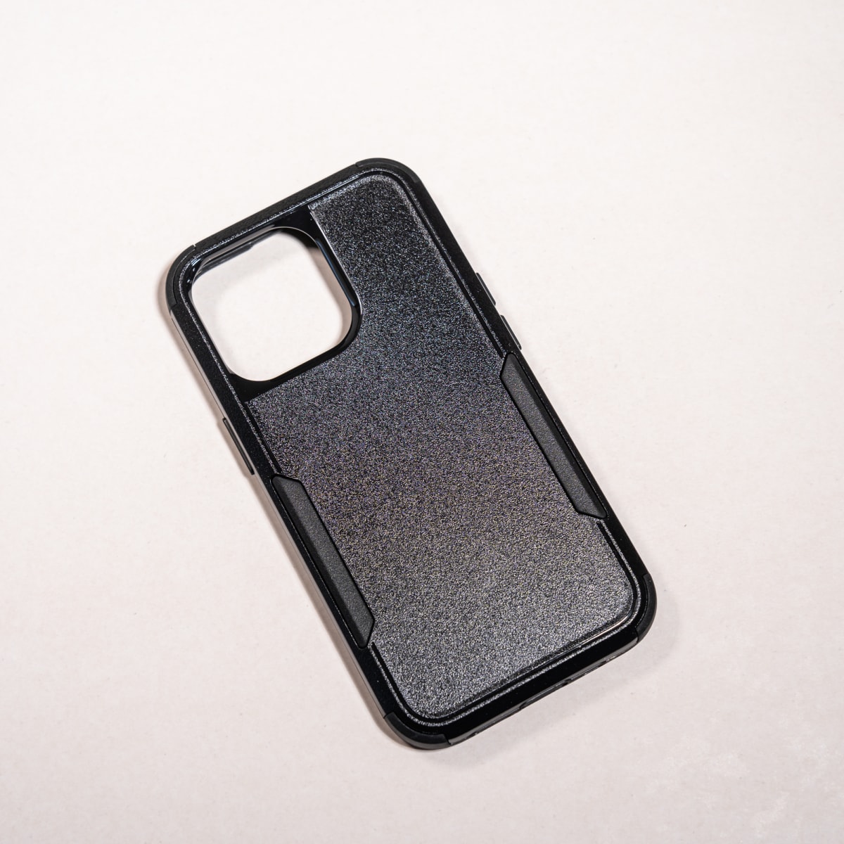 ANTIGOLPES 2 ALTA PROTECCIÓN NEGRO IPHONE 13 PRO1