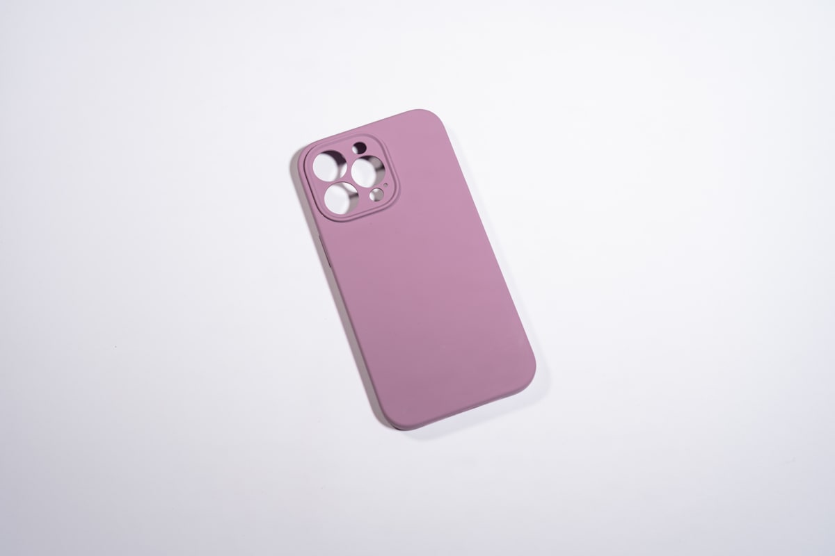 SILICONA C/TERCIOPELO LILA IPHONE 13 PRO MAX1