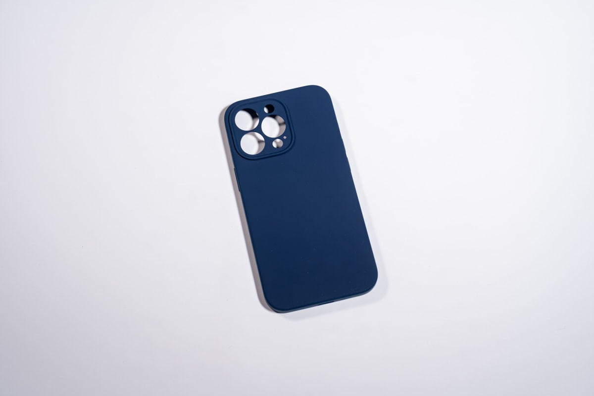 SILICONA C/TERCIOPELO AZUL MARINO IPHONE 13 PRO MAX1