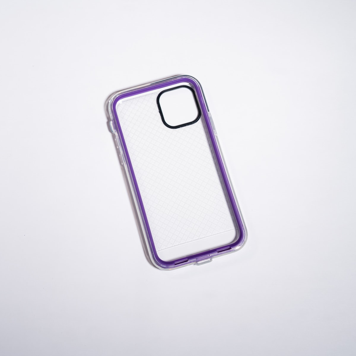 ANIGMA ANTIGOLPE BORDE INTERCAMBIABLE MORADO Y NEGRO IPHONE 11 PRO2