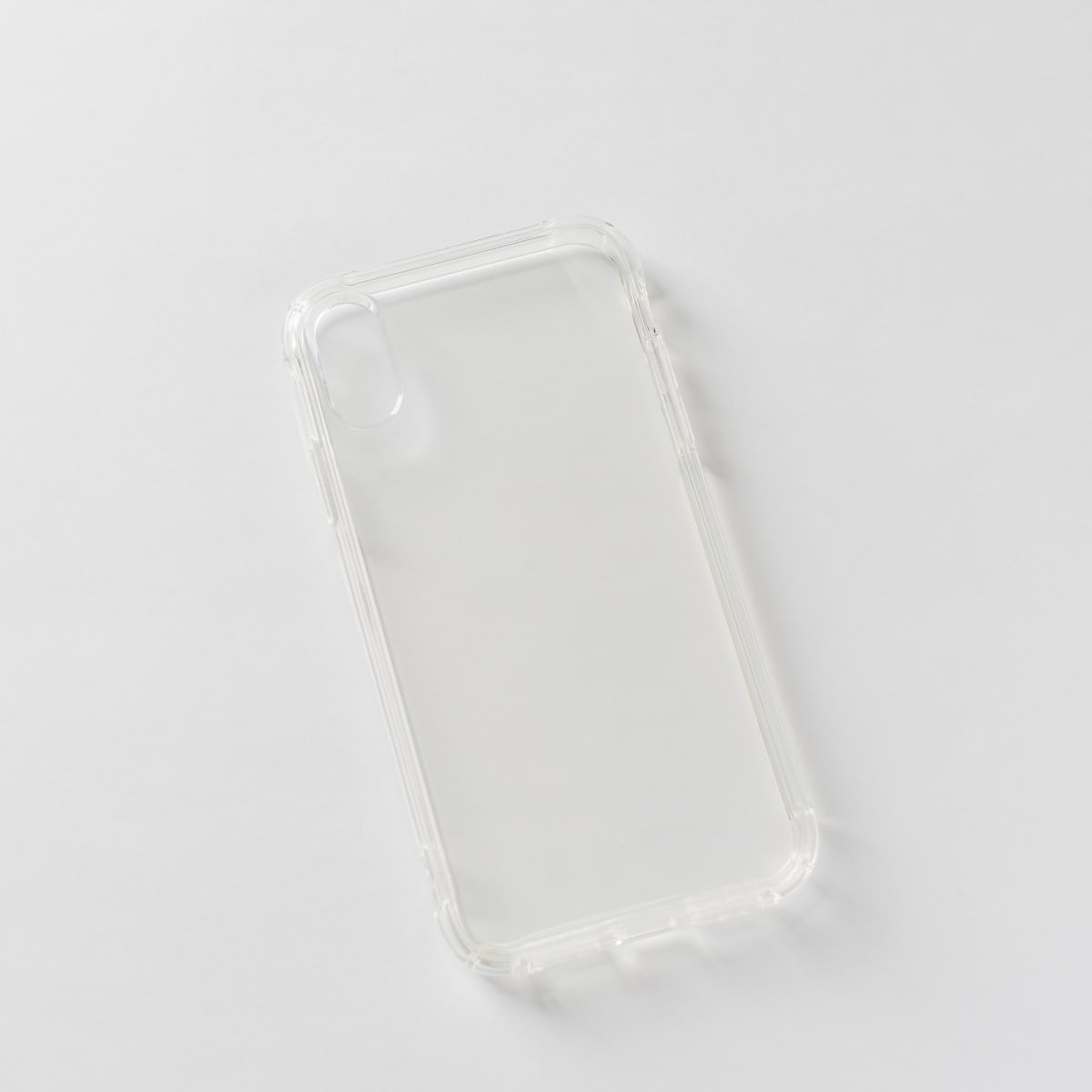 TRANSPARENTE REFORZADA BLANDA IPHONE XR1
