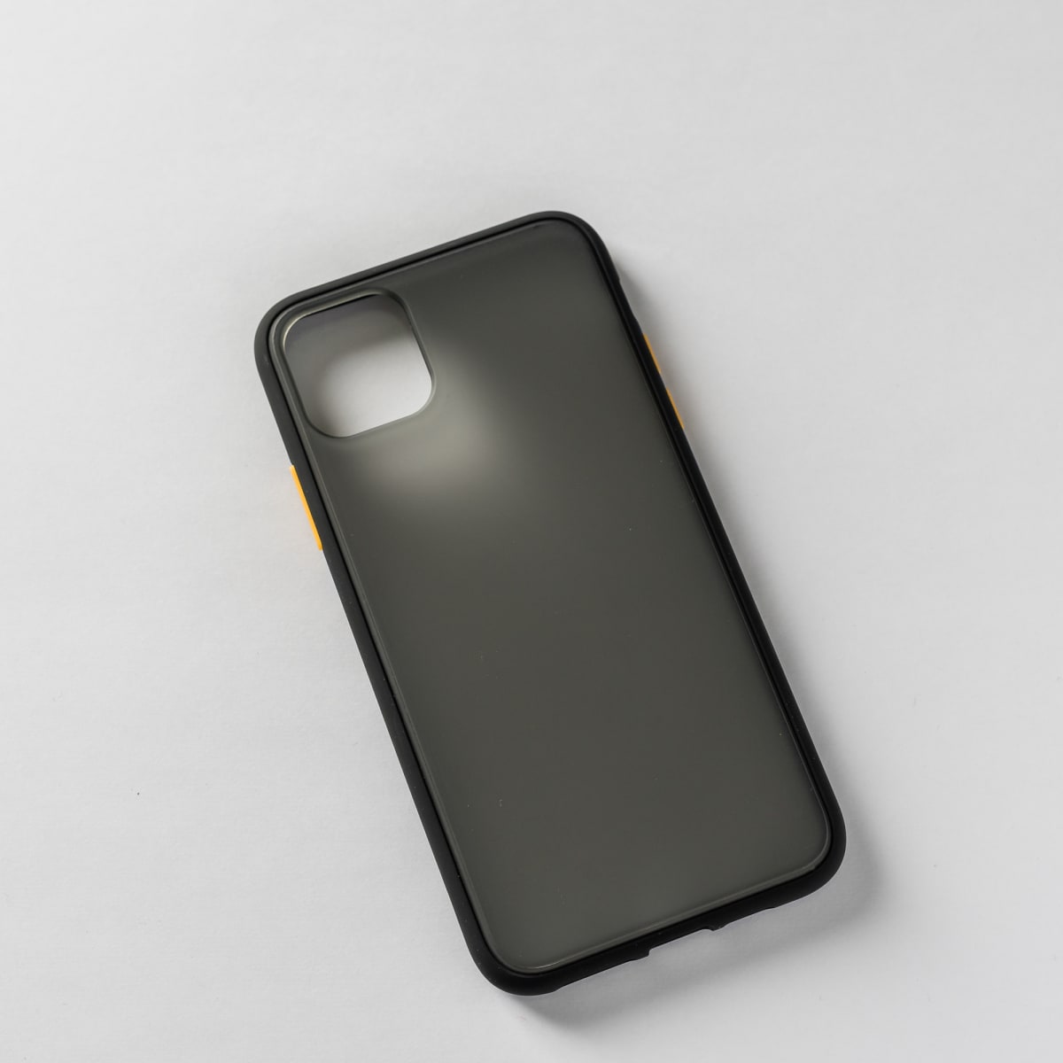 BORDE COLOR REFORZADA NEGRO IPHONE 11 PRO MAX1
