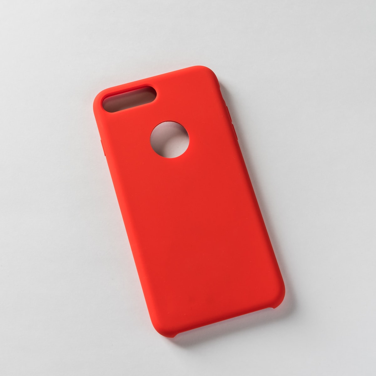 SILICONA SIN LOGO ROJO IPHONE 7P/8P1