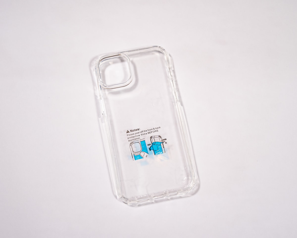 TRANSPARENTE REFORZADA IPHONE 14 PLUS2