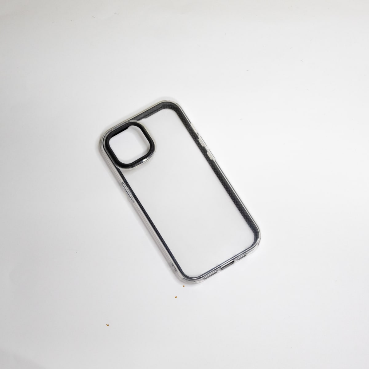 TRANSPARENTE CON BUMPER COLOR NEGRO IPHONE 15 PRO MAX1