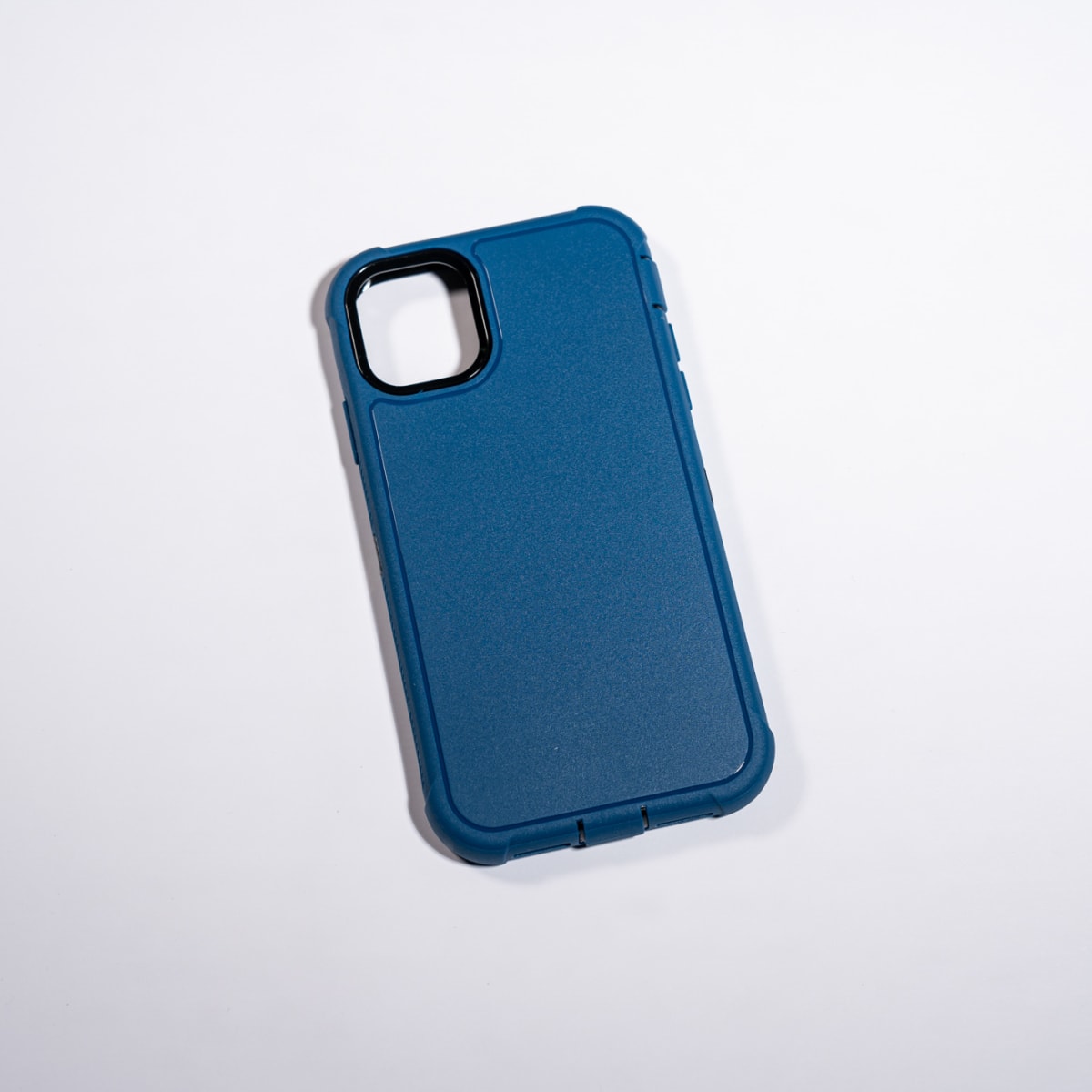 ANTIGOLPES ALTA PROTECCION AZUL IPHONE 111
