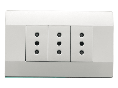 Armado - Tomacorriente Triple 10A. Plata Serie K