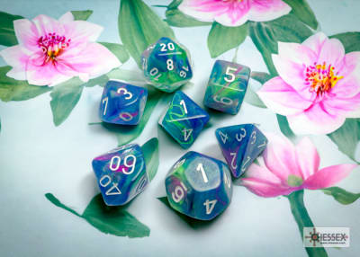 Set 7 Dados Festive Waterlily/White