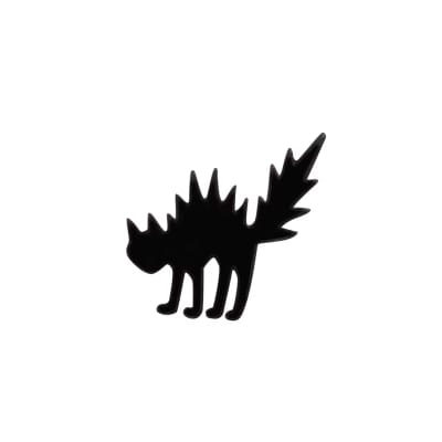 Pin esmaltado diseño silueta de gatito negro halloween