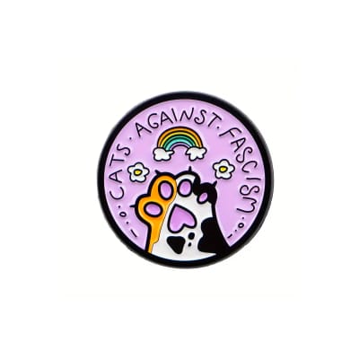 Pin de gato esmaltado Cats against fascism