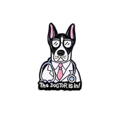 Pin esmaltado diseño de perro the dogtor is in!