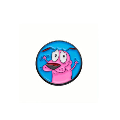 Pin esmaltado diseño de perro coraje redondo