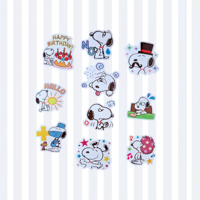 Set de 10 stickers ilustrados de Snoopy modelo 1
