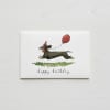 Tarjeta de Cumpleaños con diseño de perro salchicha corriendo con Globo ¨Happy Birthday¨ 0