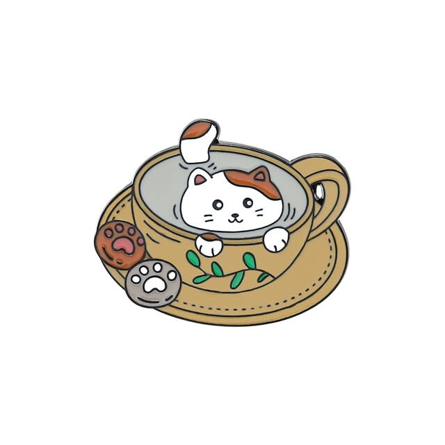 Pin esmaltado diseño de gato dentro de una taza de té 1