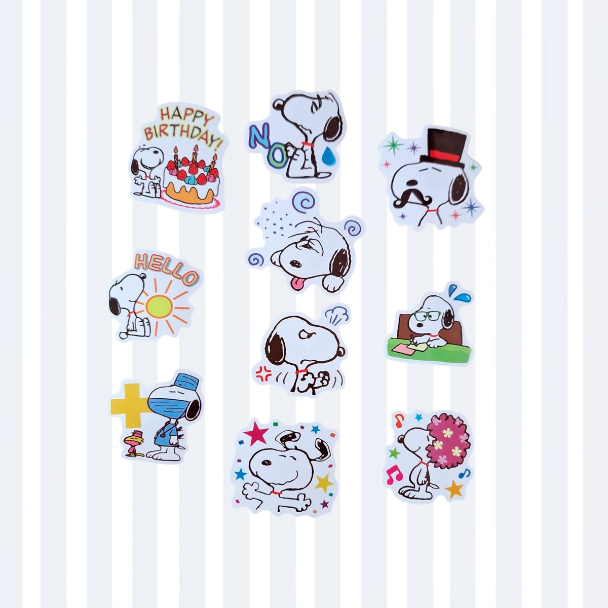 Set de 10 stickers ilustrados de Snoopy modelo 1 1