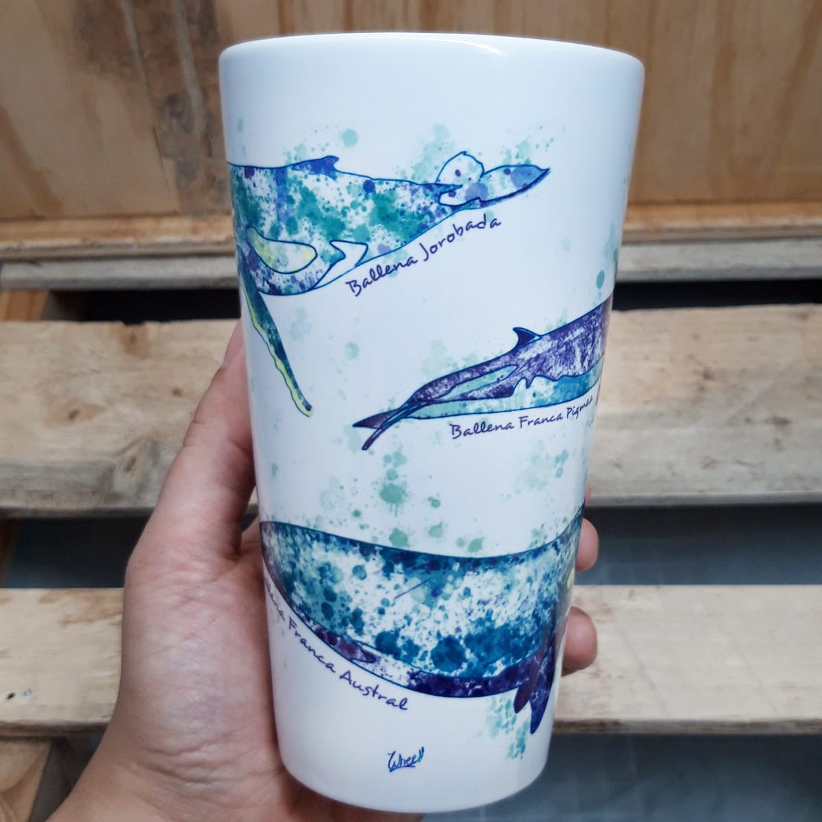 Tazón Cerámico en V diseño Ballenas Chilenas2