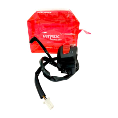 CHAPA LUCES DERECHA GIXXER-150 (VITRIX)1