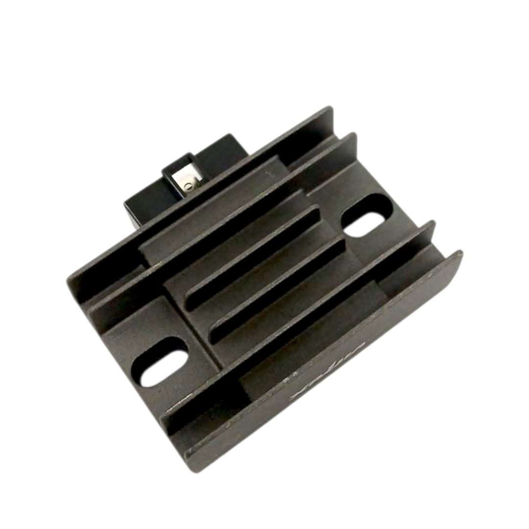 RECTIFICADOR / REGULADOR YBR 125 / FZ 16 5 PINES VITRIX3