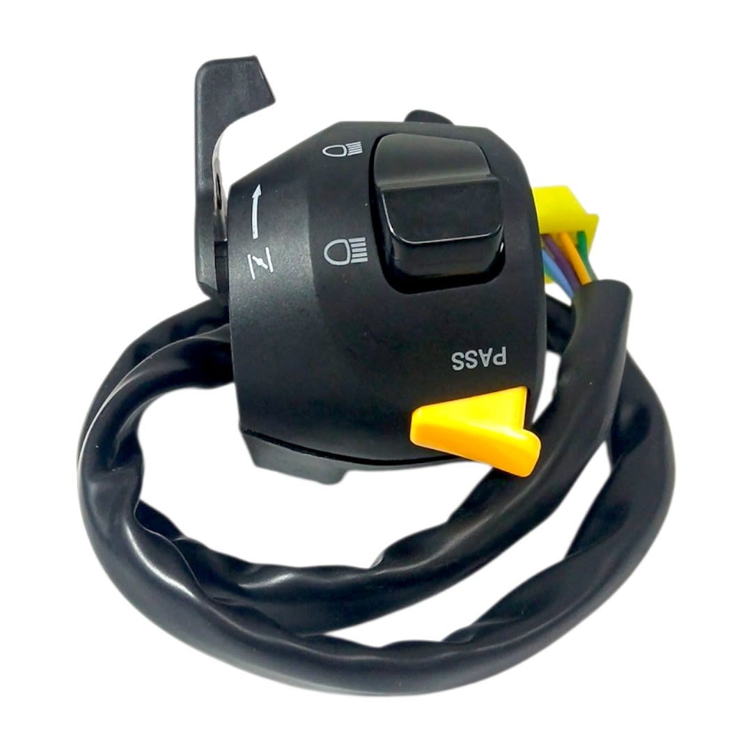 CHAPA LUCES IZQUIERDA GIXXER150 (VITRIX)2