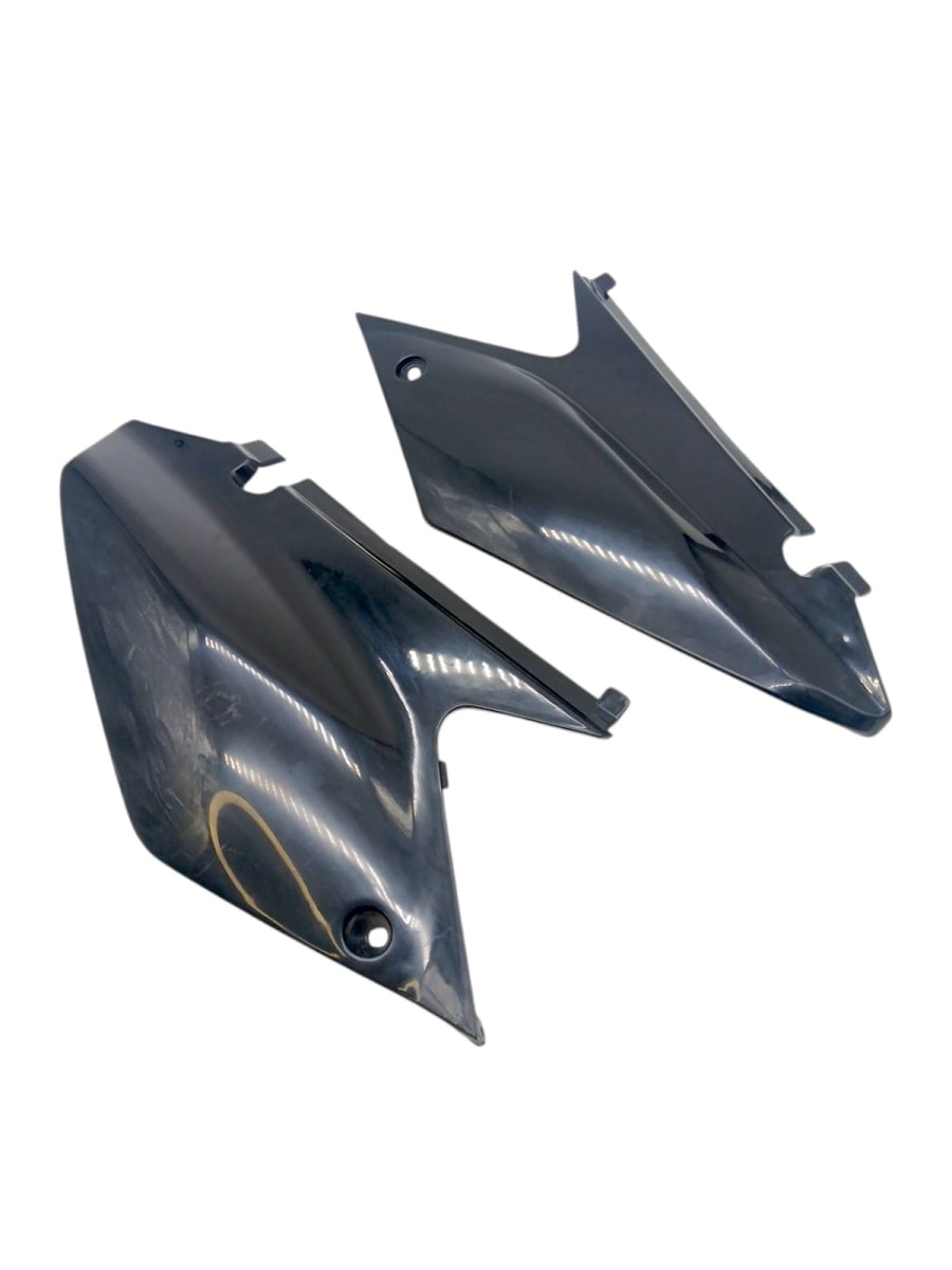 TAPAS LATERALES JGO XR 250 TORNADO NEGRO3