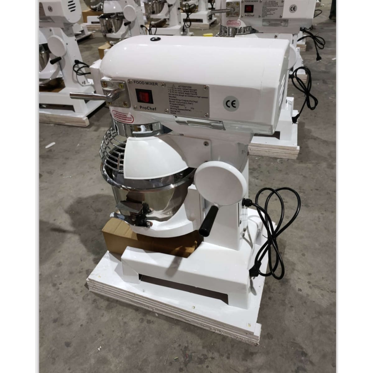 Batidora Planetaria Industrial 10 LT 3 velocidades2