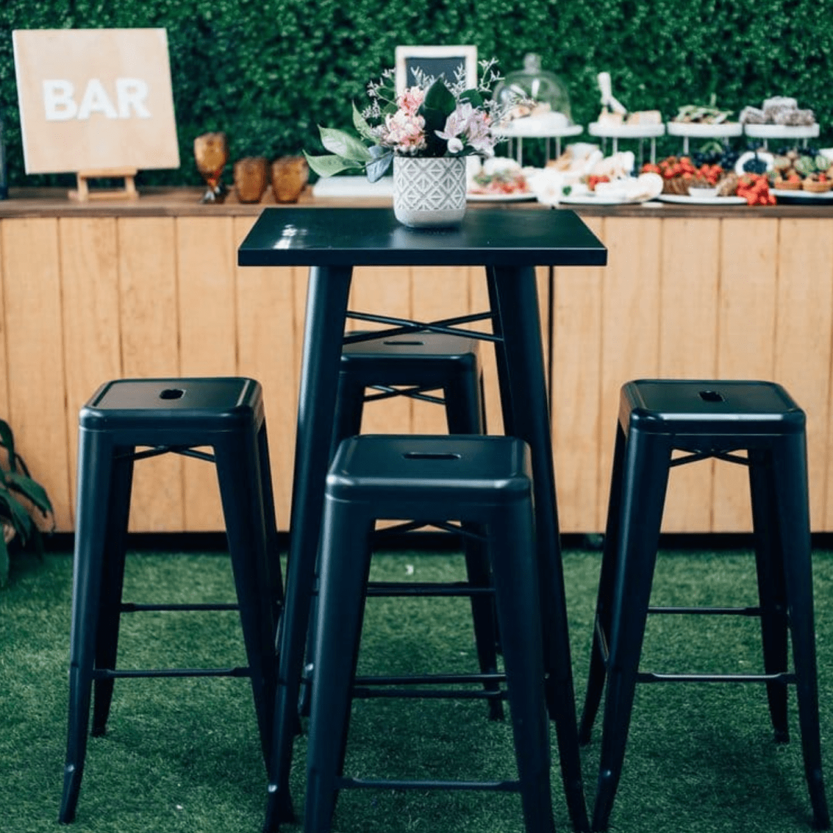 Mesa de Bar Tolix Negro Mate 60 x 60 Cm. Cubierta Acero3