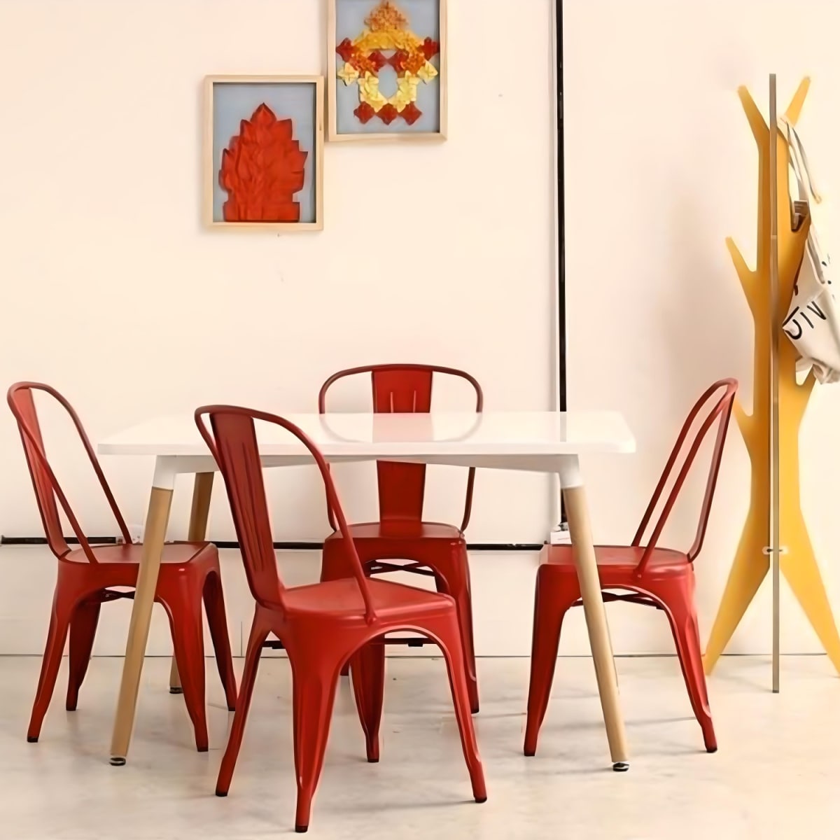 Silla Tolix Rojo Brillante. Sin Caja3