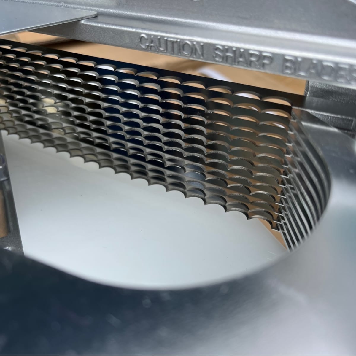 Cortadora Manual de Tomates Cuchillos Dentados 5 mm.7