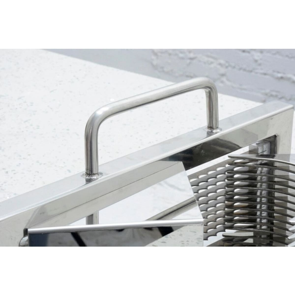 Cortadora rebanadora manual de tomates acero inox. Chica5