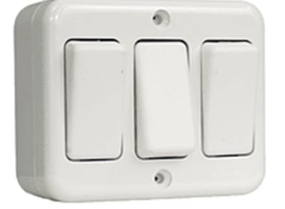 INTERRUPTOR SOBREPUESTO TRIPLE