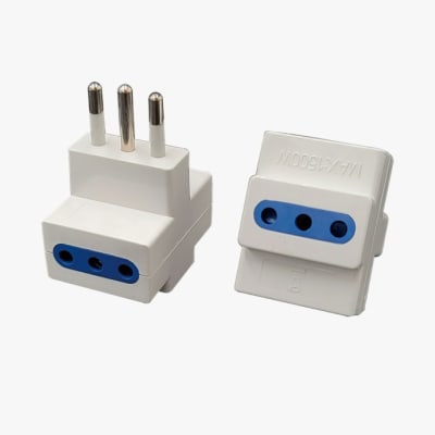 ENCHUFE / ADAPTADOR MULTIPLE 3 SALIDAS