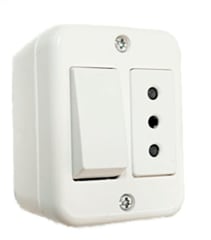 ENCHUFE HEMBRA+ INTERRUPTOR SOBREPUESTO