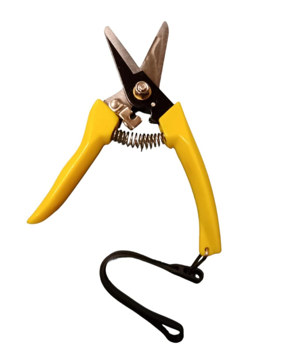 TIJERA PARA PODER UVA82