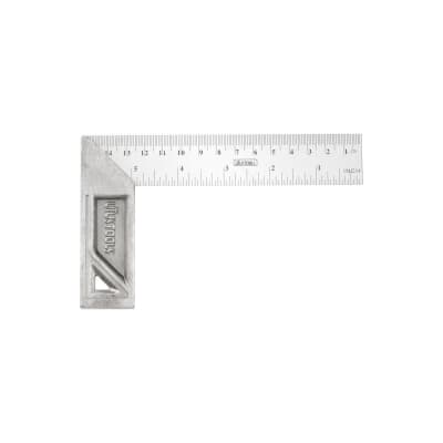 ESCUADRA FIERRO 6'' UYU ECF06U1