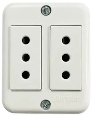 ME-TOMACORRIENTE SOBREPUESTO DOBLE 10A PC-BLANCO UYUS1