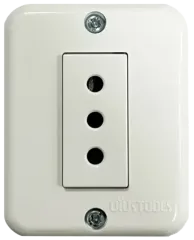 ME-TOMACORRIENTE SOBREPUESTO SIMPLE 10A PC-BLANCO UYUS