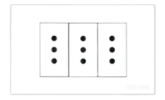 ME-TOMACORRIENTE SOBREPUESTO TRIPLE 10A PC-BLANCO UYUS
