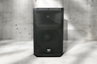 PARLANTE ACTIVO BATBLACK BT-4815A38-1 15
