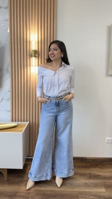 BLUSA TELA BLANCO RAYAS AZUL CLARO